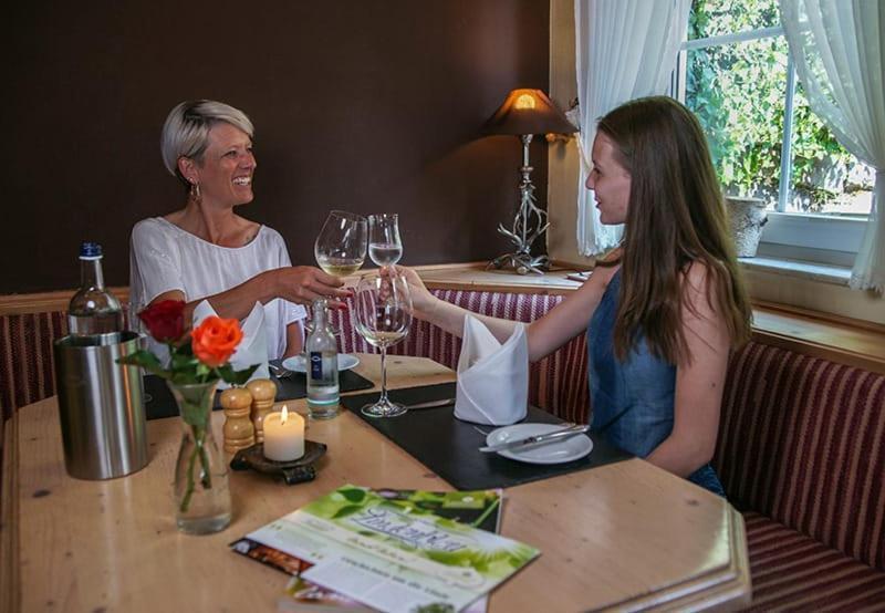Hotel Restaurant Lindenhof Bad Laasphe Exteriör bild