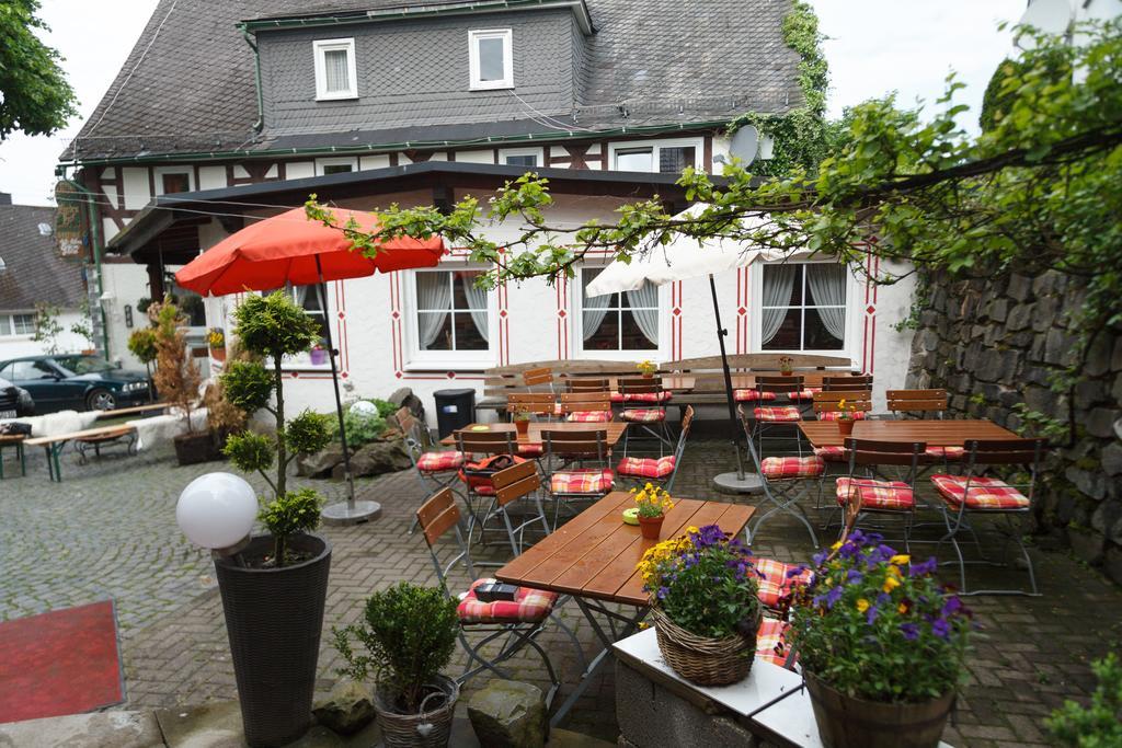 Hotel Restaurant Lindenhof Bad Laasphe Exteriör bild