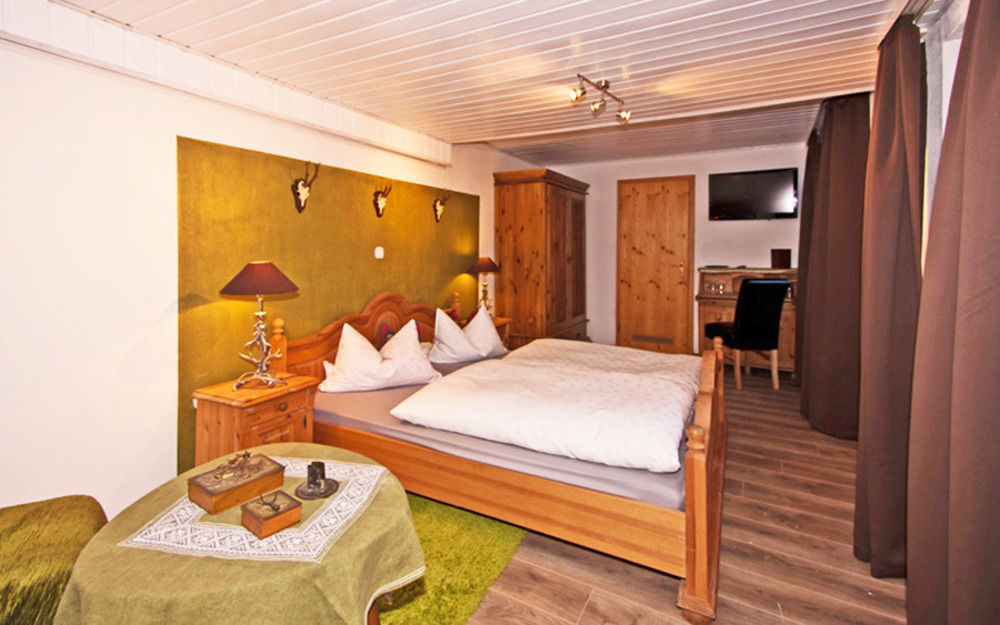 Hotel Restaurant Lindenhof Bad Laasphe Exteriör bild