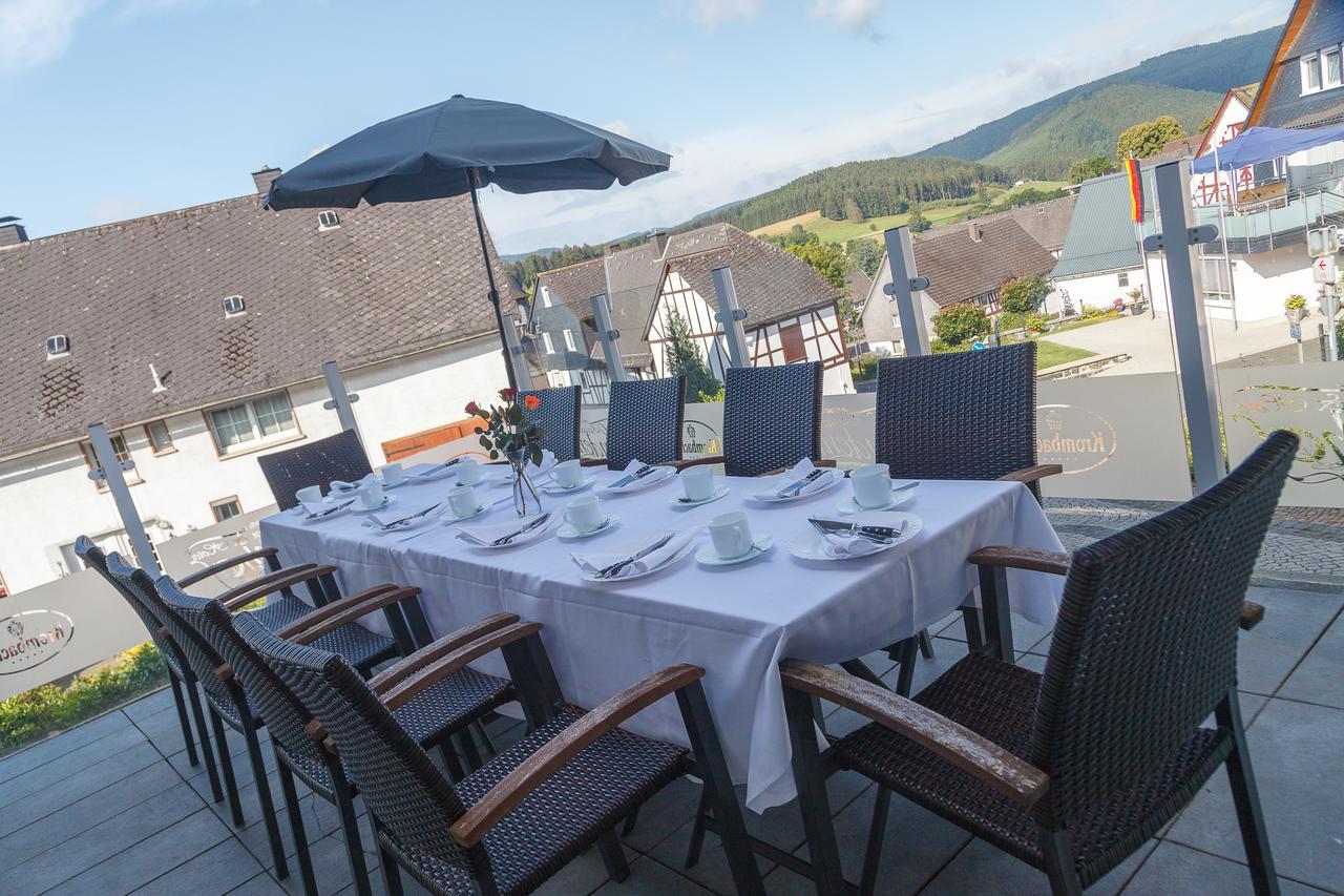 Hotel Restaurant Lindenhof Bad Laasphe Exteriör bild