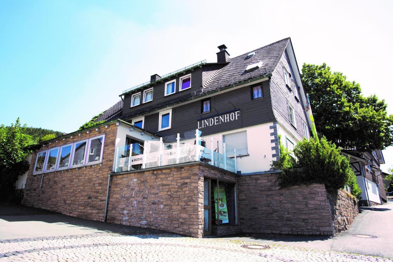 Hotel Restaurant Lindenhof Bad Laasphe Exteriör bild